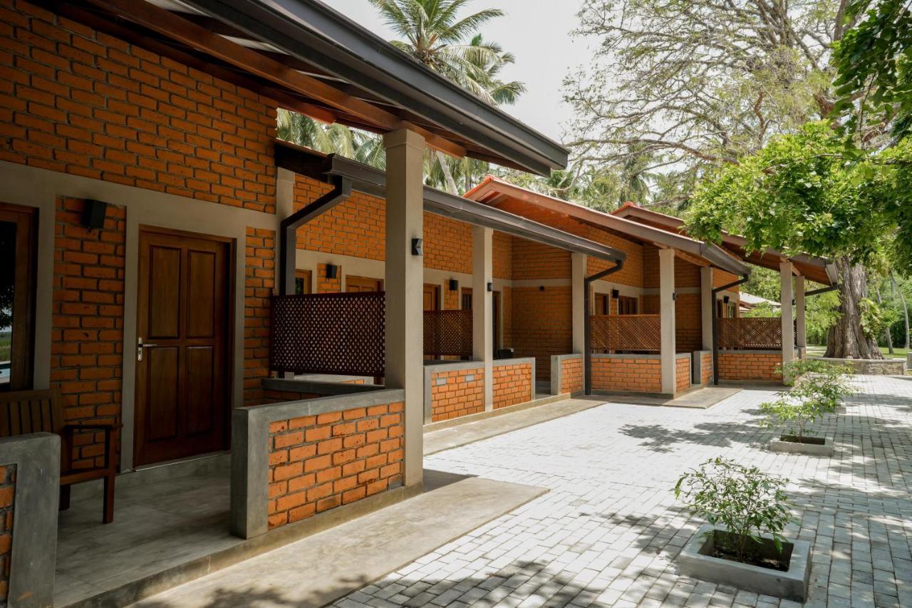 Malala Retreat Hotel Хамбантота Екстериор снимка